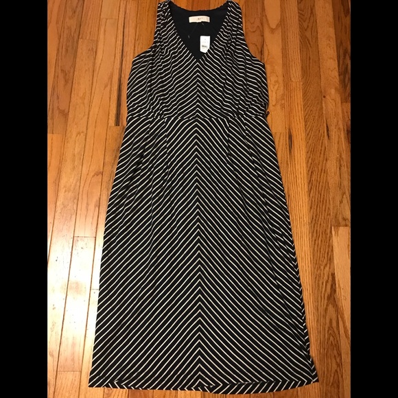 LOFT Dresses & Skirts - Ann Taylor Loft dress